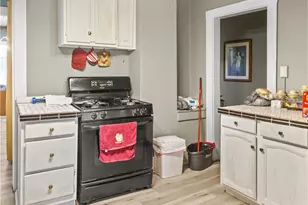 320 E Auburndale Ave, Youngstown, OH 44507 - Photo 5