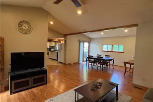 463 N Broadway, Geneva, OH 44041 - Photo 7