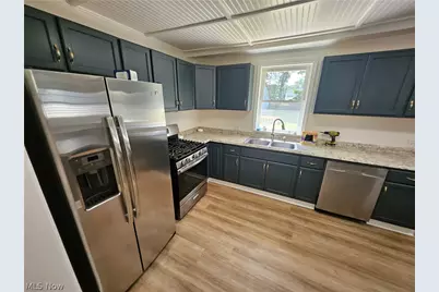 753 W River Road N, Elyria, OH 44035 - Photo 5