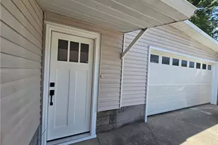132 E Main St, South Amherst, OH 44001 - Photo 7
