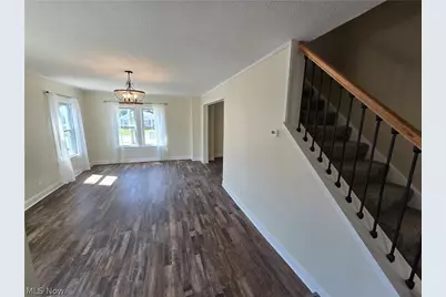 132 E Main Street, South Amherst, OH 44001 - Photo 11