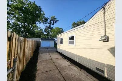 13726 Leroy Avenue, Loveland, OH 44135 - Photo 3