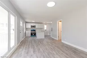 13726 Leroy Ave, Loveland, OH 44135 - Photo 9
