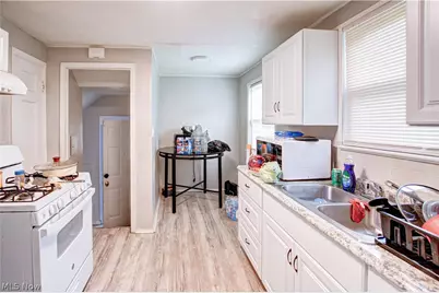 16114 Delrey Avenue, Loveland, OH 44128 - Photo 7