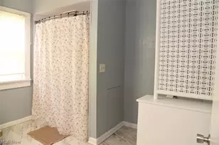 125 Mohican Ave, Orrville, OH 44667 - Photo 17