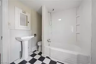 928 Hammel St, Akron, OH 44306 - Photo 17