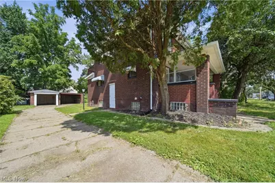 928 Hammel Street, Akron, OH 44306 - Photo 37