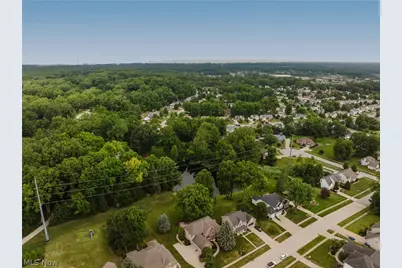 985 W Martin Avenue, Amherst, OH 44001 - Photo 5