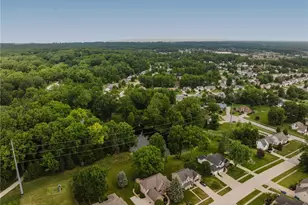 985 W Martin Ave, Amherst, OH 44001 - Photo 5