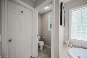 985 W Martin Ave, Amherst, OH 44001 - Photo 23