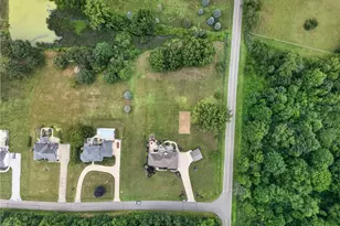 1343 Vermillion Dr, Barberton, OH 44203 - Photo 9