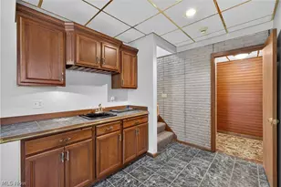 1343 Vermillion Dr, Barberton, OH 44203 - Photo 47