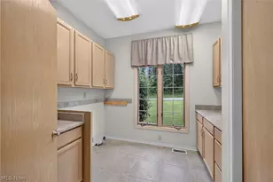 1343 Vermillion Dr, Barberton, OH 44203 - Photo 29