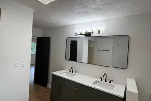 1281 S Hawkins Ave, Akron, OH 44320 - Photo 31