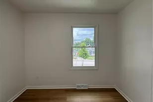 1281 S Hawkins Ave, Akron, OH 44320 - Photo 15