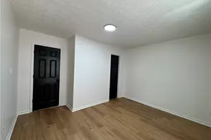 1281 S Hawkins Ave, Akron, OH 44320 - Photo 17