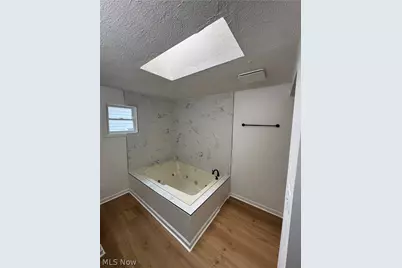 1281 S Hawkins Avenue, Akron, OH 44320 - Photo 29