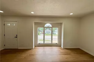 1281 S Hawkins Ave, Akron, OH 44320 - Photo 3