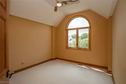 8521 Gentry Street NW, Massillon, OH 44646 - Photo 37