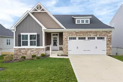 6811 Harrington Court Avenue NE, Canton, OH 44721 - Photo 1