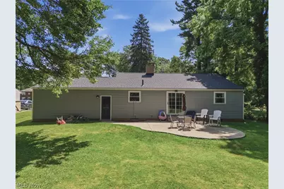 1693 Meadowlane Drive SE, Canton, OH 44709 - Photo 5
