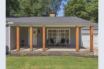 1693 Meadowlane Drive SE, Canton, OH 44709 - Photo 3