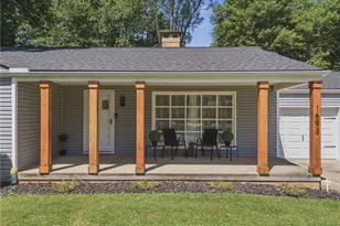 1693 Meadowlane Dr SE, Canton, OH 44709 - Photo 3