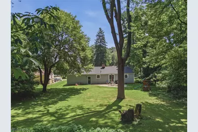 1693 Meadowlane Drive SE, Canton, OH 44709 - Photo 7
