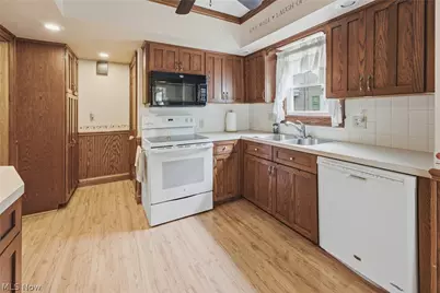 165 Shadyside Court, Alliance, OH 44601 - Photo 15
