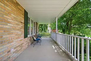 6915 Harbor Dr NW, Canton, OH 44718 - Photo 7
