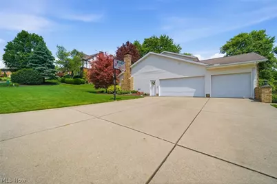 6915 Harbor Drive NW, Canton, OH 44718 - Photo 5
