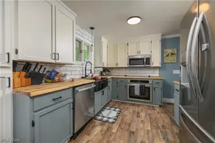 6091 Mills Dr SE, Uhrichsville, OH 44683 - Photo 19