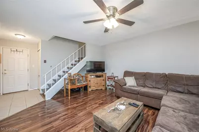 4901 Independence Unit C Circle, Stow, OH 44224 - Photo 11