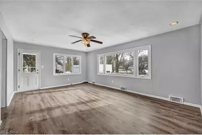 17914 Chagrin Boulevard, Huber Heights, OH 44122 - Photo 17