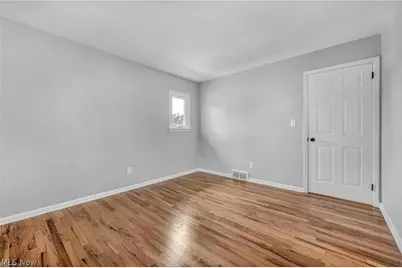 17914 Chagrin Boulevard, Huber Heights, OH 44122 - Photo 25
