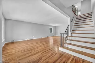 17914 Chagrin Blvd, Huber Heights, OH 44122 - Photo 13