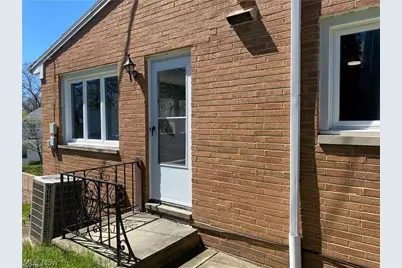 17914 Chagrin Boulevard, Huber Heights, OH 44122 - Photo 41