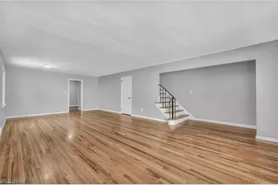 17914 Chagrin Boulevard, Huber Heights, OH 44122 - Photo 9