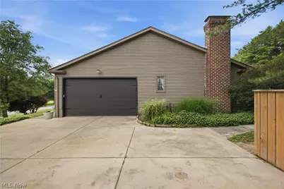 3218 Hummingbird Hill Drive, Poland, OH 44514 - Photo 5