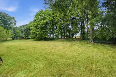 3218 Hummingbird Hill Drive, Poland, OH 44514 - Photo 35