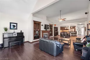 556 Hyannis Port Cir, Avon Lake, OH 44012 - Photo 13