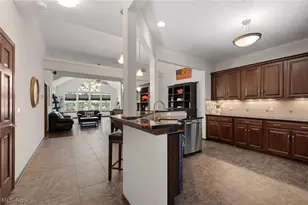 556 Hyannis Port Cir, Avon Lake, OH 44012 - Photo 5