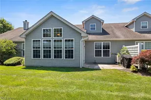 556 Hyannis Port Cir, Avon Lake, OH 44012 - Photo 29