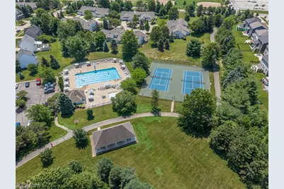 556 Hyannis Port Circle, Avon Lake, OH 44012 - Photo 31