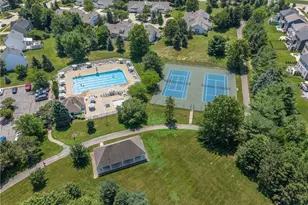 556 Hyannis Port Cir, Avon Lake, OH 44012 - Photo 31