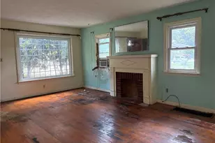 438 Baldwin Rd, Akron, OH 44312 - Photo 9