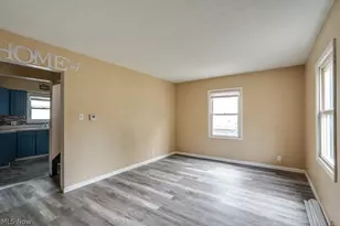 832 Caddo Ave, Akron, OH 44305 - Photo 5