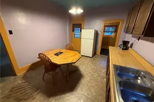525 N Dawson St, Uhrichsville, OH 44683 - Photo 9