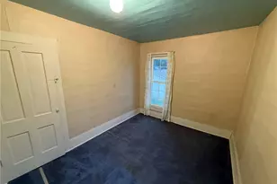 525 N Dawson St, Uhrichsville, OH 44683 - Photo 17