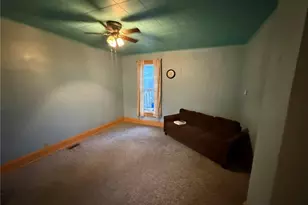 525 N Dawson St, Uhrichsville, OH 44683 - Photo 5